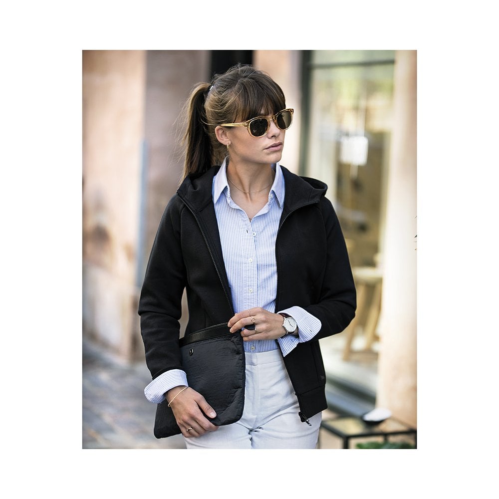 Nimbus Women's Hampton Hooded Sweatshirt