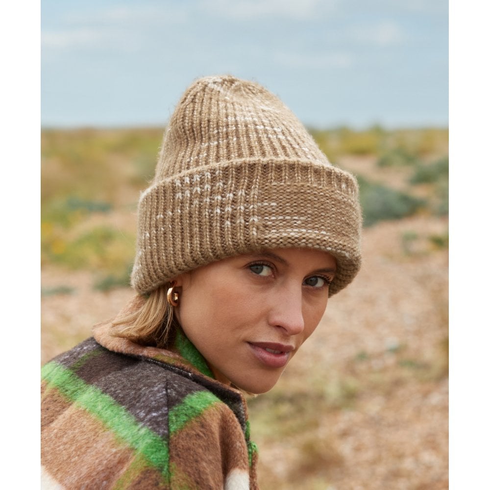 Beechfield Chunky Knit Reverse Patch Beanie