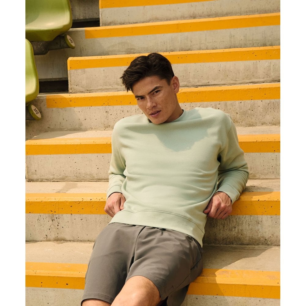 Russell Athletic Russell Europe Set-In Sleeve Sweatshirt